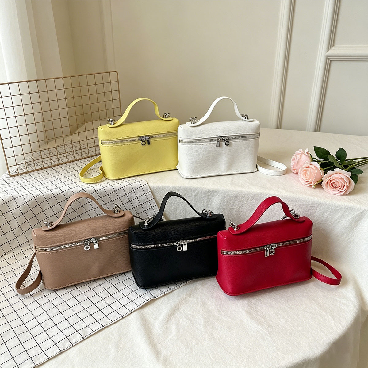 Edc Carry Bag - กระเป๋าทรงกล่องสีพื้นสไตล์มินิมอล ลายลิ้นจี่ พกพาสะดวก สะพายข้าง ใช้ได้ทุกวัน เหมาะสำหรับการเดินทาง