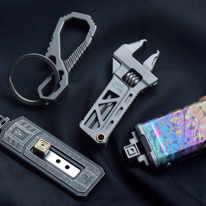 ประแจและคีมโลหะผสมไทเทเนียม TC - Edc Carry Pliers บทวิจารณ์และราคา
