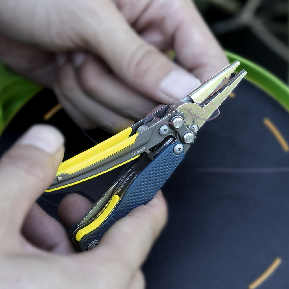 SOG 5 in 1 Aegis MT Mini คีมอเ - Edc Carry Pliers บทวิจารณ์และราคา